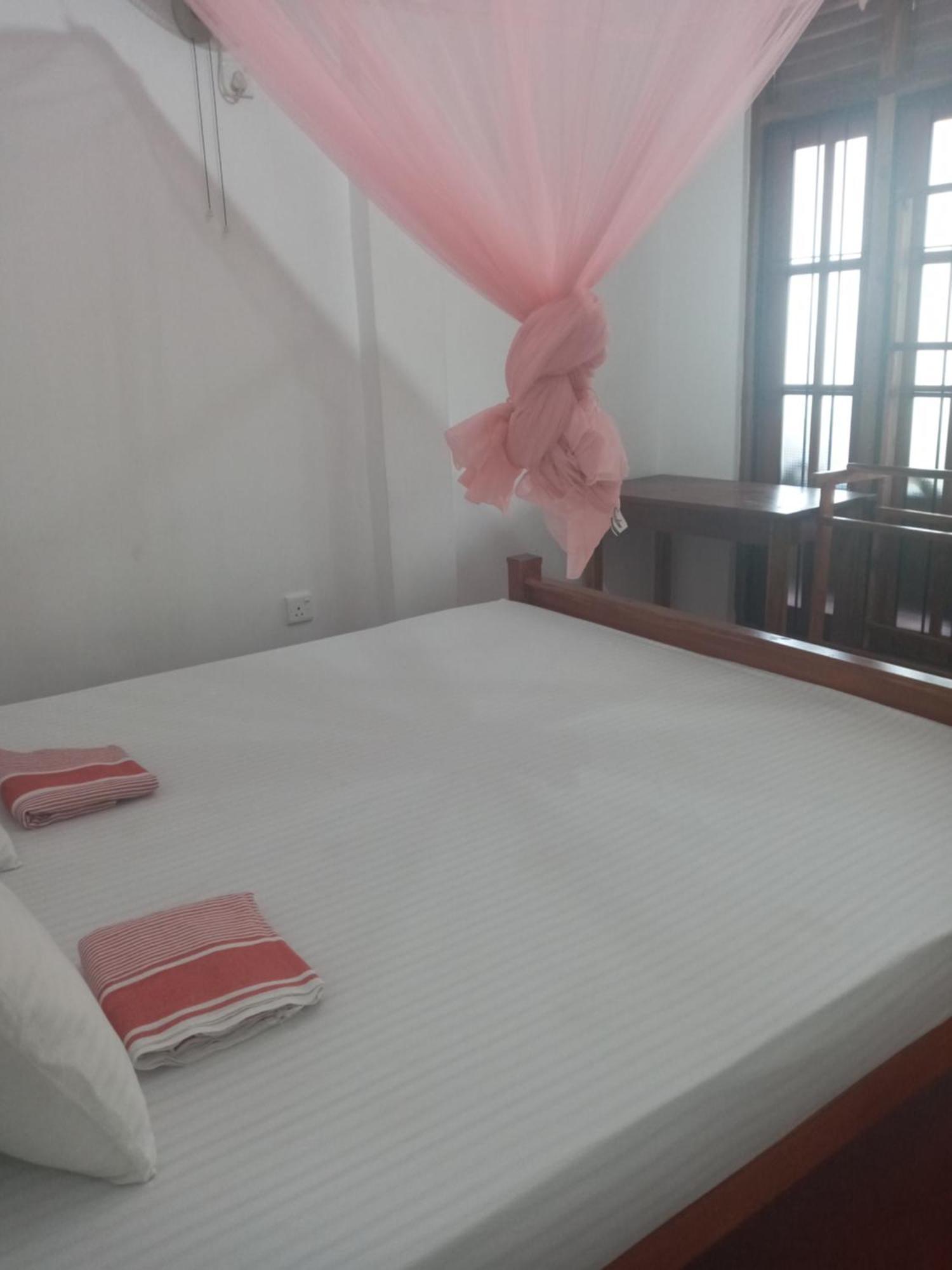 Pravindi Guest Home Mirissa Rom bilde